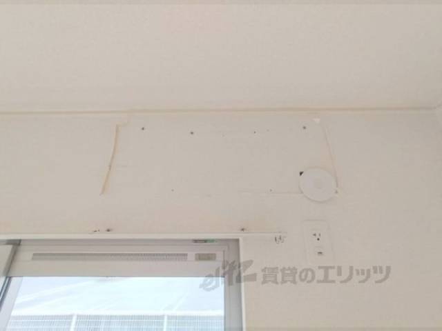 エアコン　設置場所