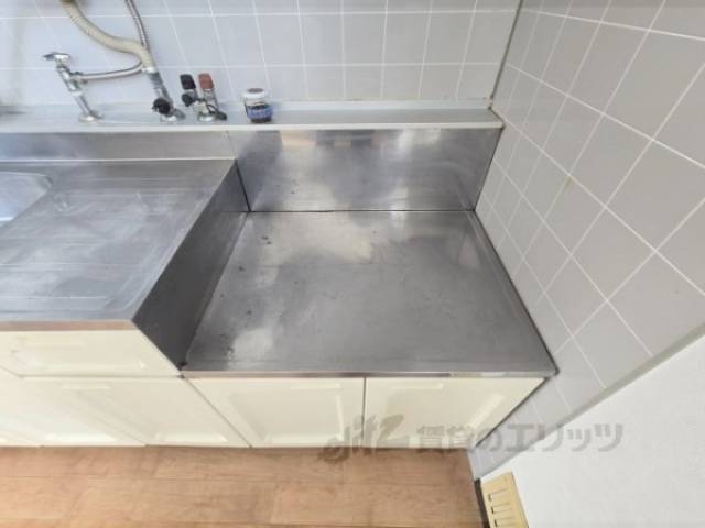 キッチン　コンロ置場