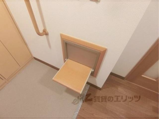 ベンチ