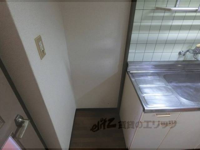 冷蔵庫置場