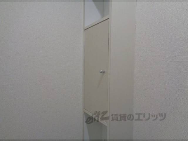 トイレ　収納