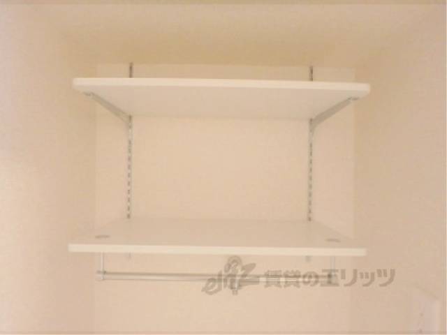 洗濯機置場　上部収納