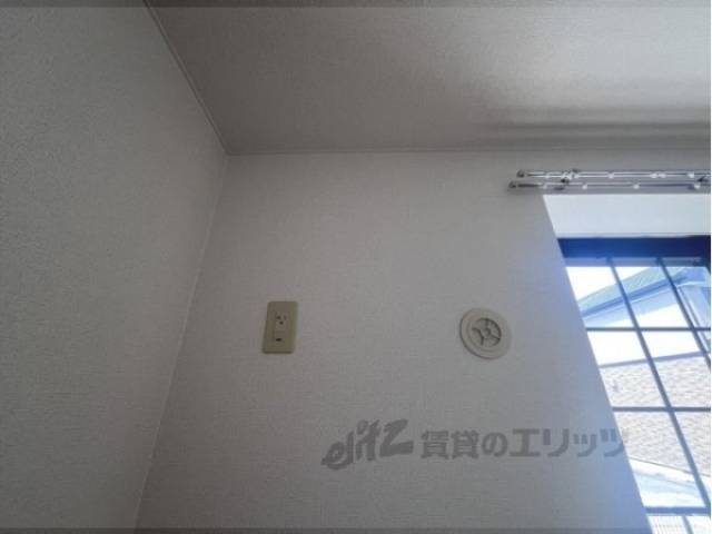 エアコン　設置場所