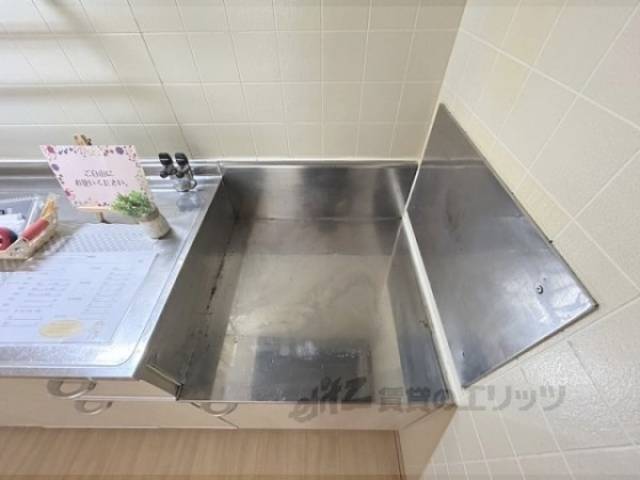 キッチン　コンロ置き場