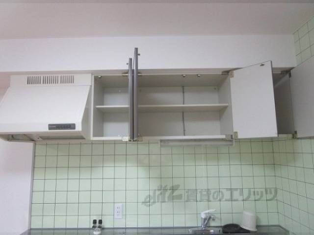 キッチン　収納