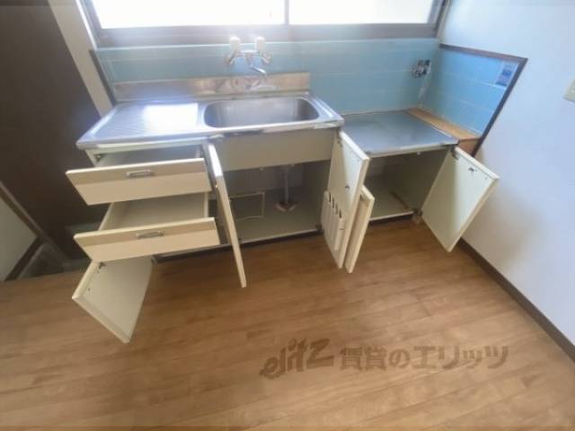 キッチン　下部収納