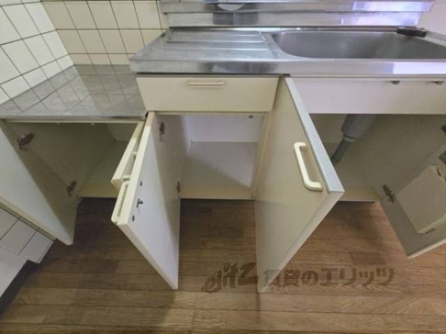 キッチン　下収納