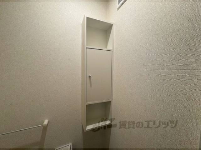 トイレ　収納