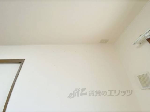 エアコン　設置場所