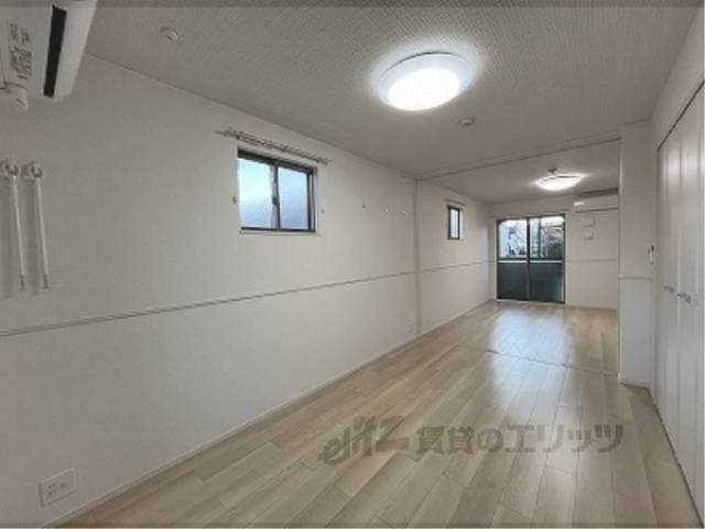 洋室　駐車場　同仕様