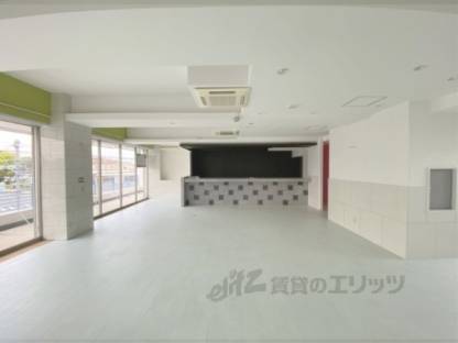 店内