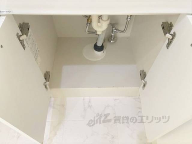 洗面所　収納