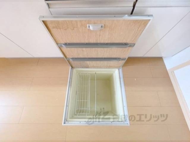 床下収納