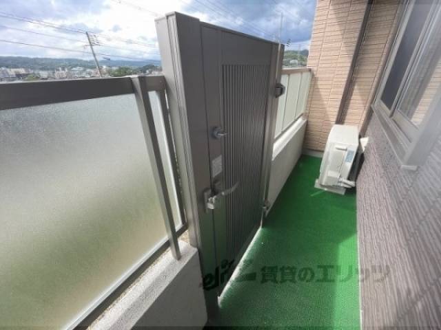 ベランダ　裏口