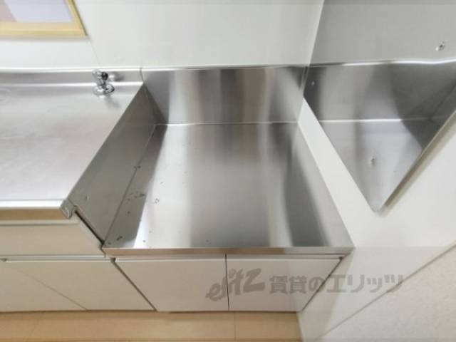 キッチン　コンロ置場