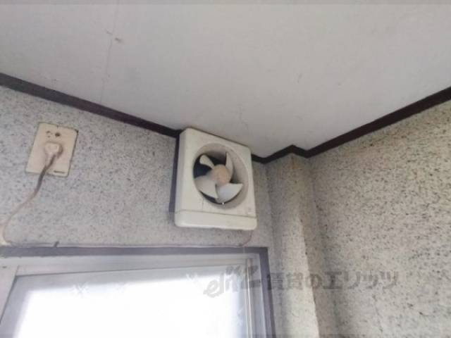 キッチン　換気扇