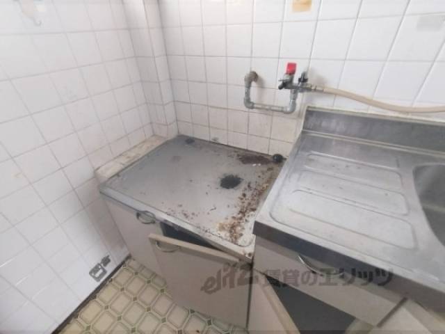 キッチン　コンロ置場