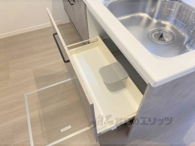 キッチン　収納