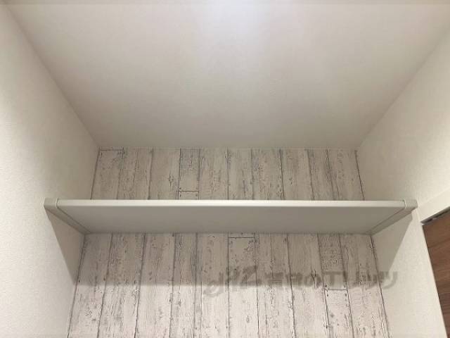 トイレ　物置