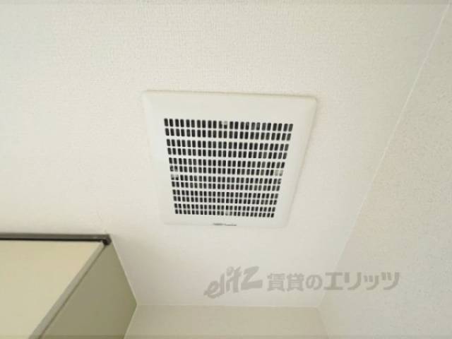キッチン　換気扇