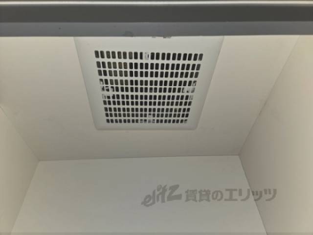 キッチン　換気扇
