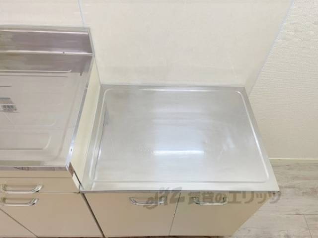 キッチン　コンロ設置場所