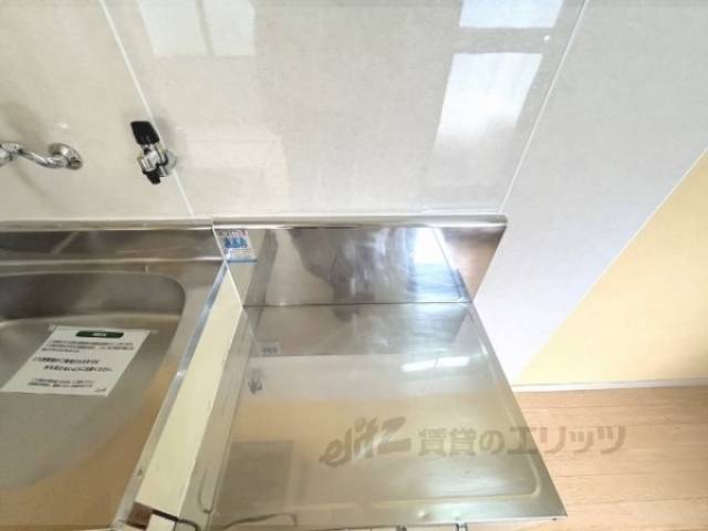 キッチン　コンロ置き場