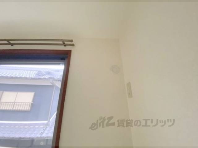 エアコン　設置場所