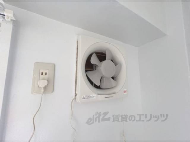 キッチン　換気扇
