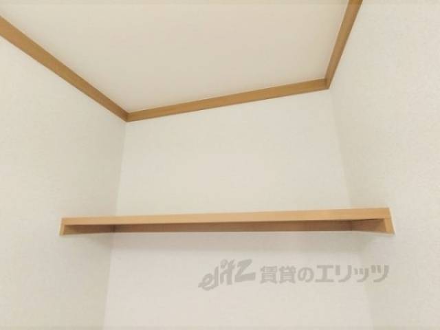トイレ　棚