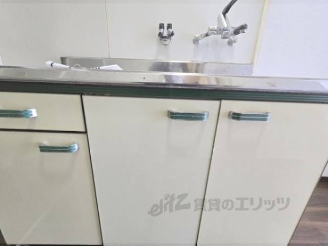 キッチン　下収納