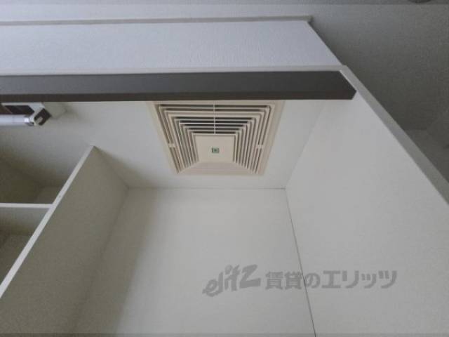 キッチン　換気扇