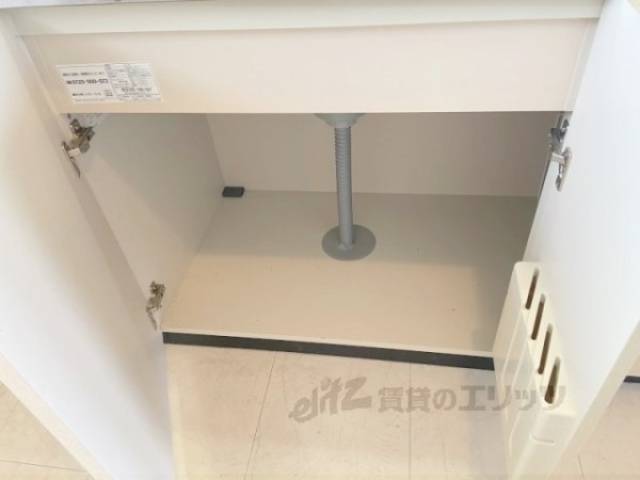 キッチン　収納