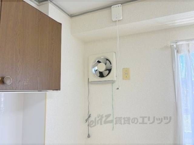 キッチン　換気扇