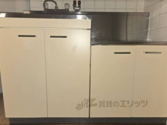 キッチン　下収納