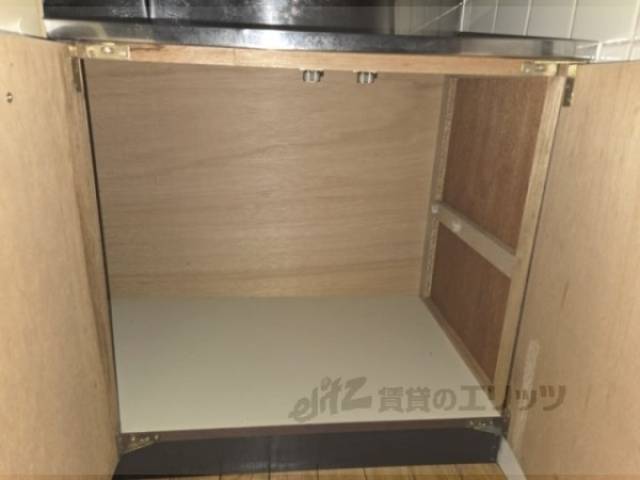 キッチン　下収納