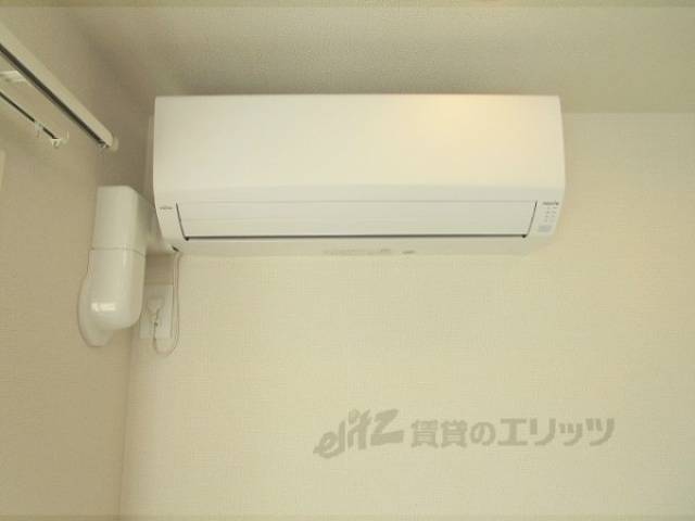 エアコン　リビング