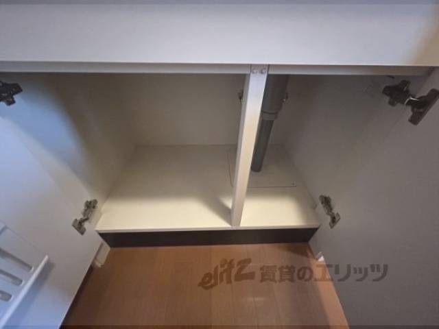 キッチン　下部収納