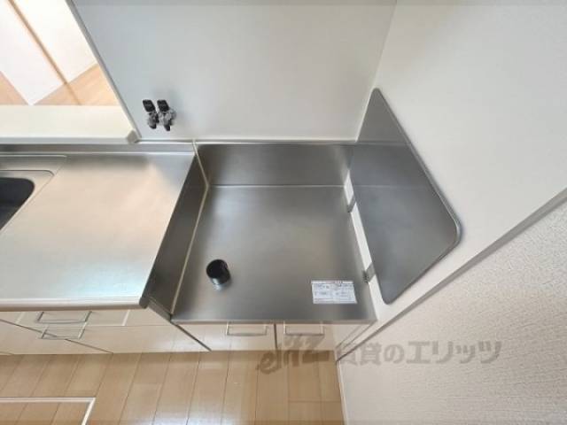 キッチン　コンロ置き場