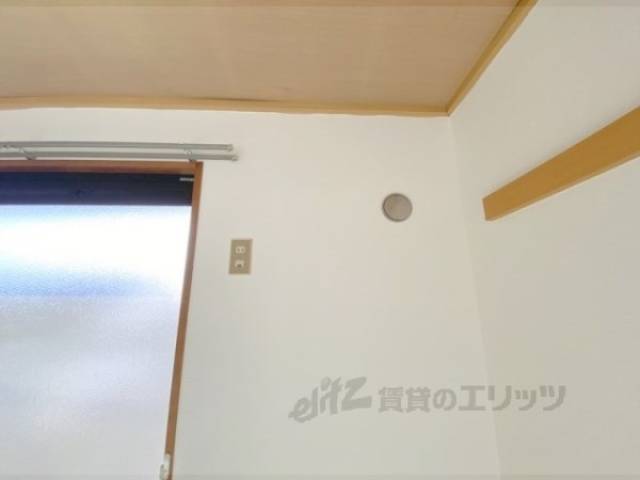 エアコン　設置場所