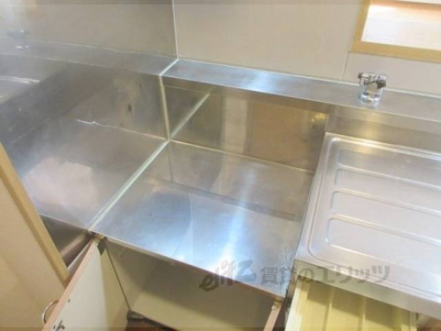 キッチン　コンロ置場