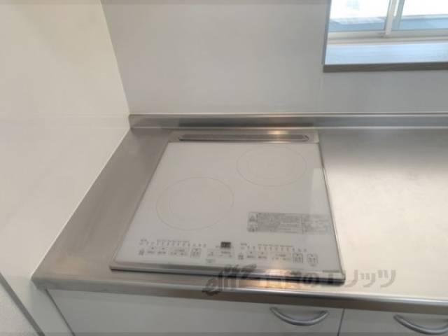 キッチン　コンロ