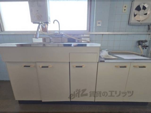 キッチン　下収納