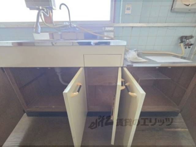 キッチン　下収納