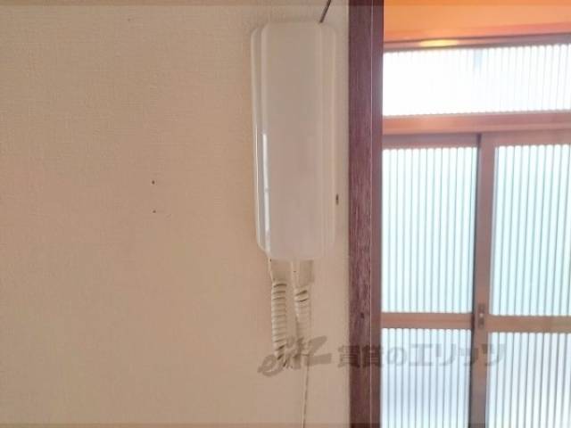 インターホン