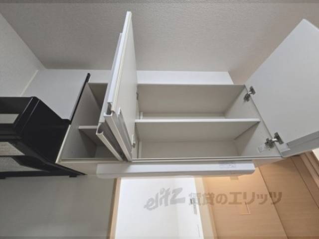 キッチン　上収納