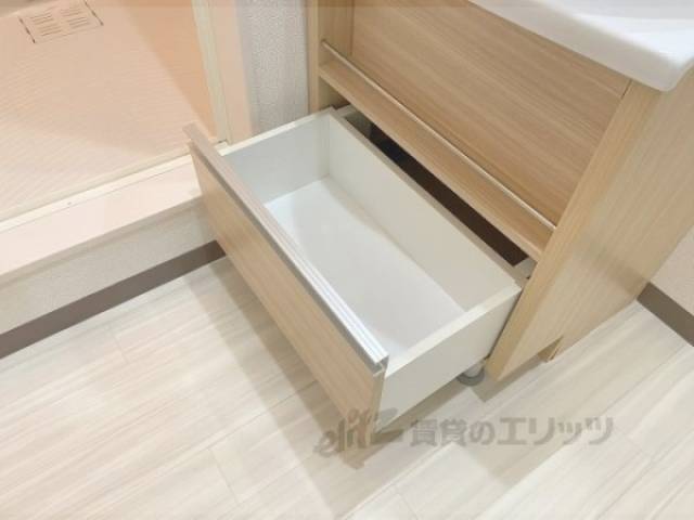 洗面所　収納