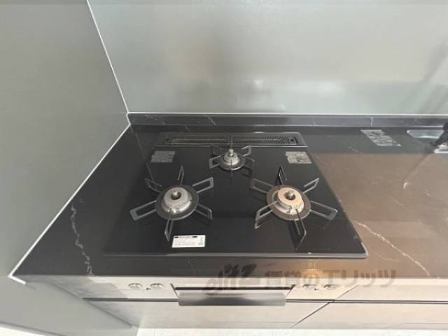 キッチン　コンロ