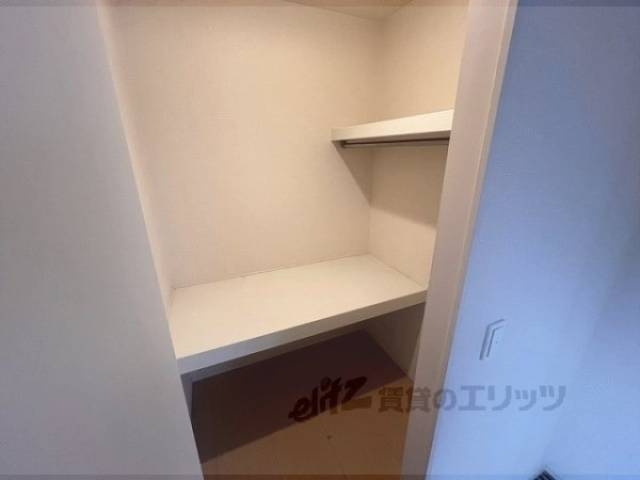 収納　ウォークインクローゼット