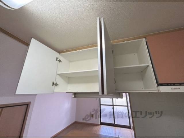 キッチン　収納
